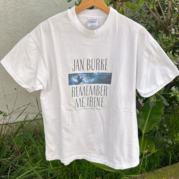 Vintage 90s Jan Burke Remember Me Irene T-Shirt M/L Made in USA Single Stitch - Picture 1 of 4